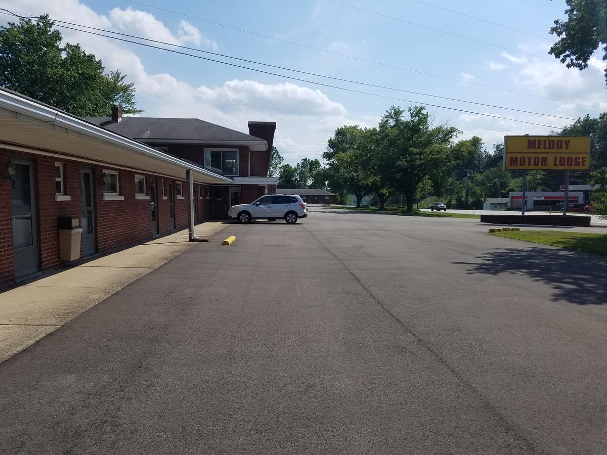 Melody Motor Lodge Connellsville Zewnętrze zdjęcie